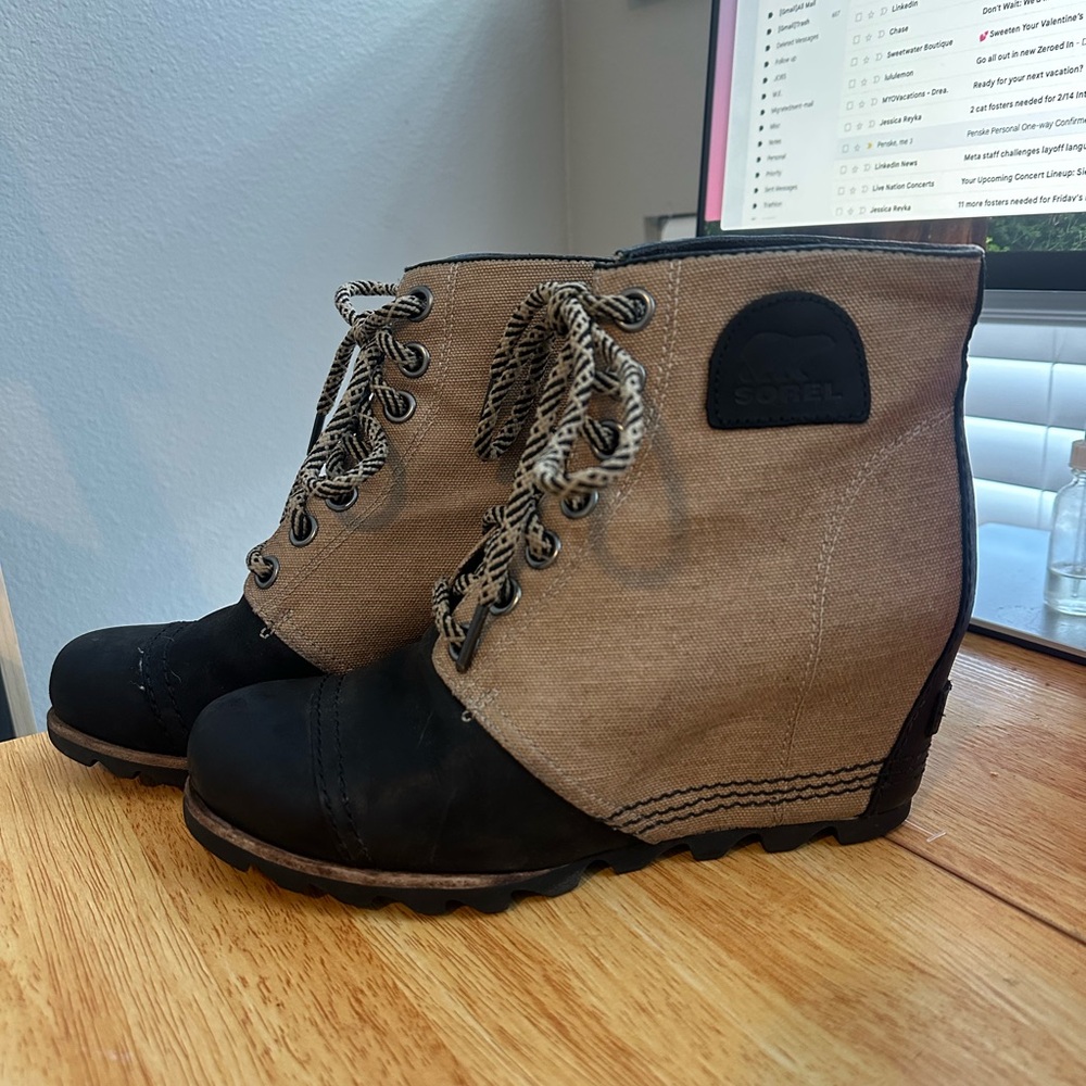 Sorel Evie Wedge Boots